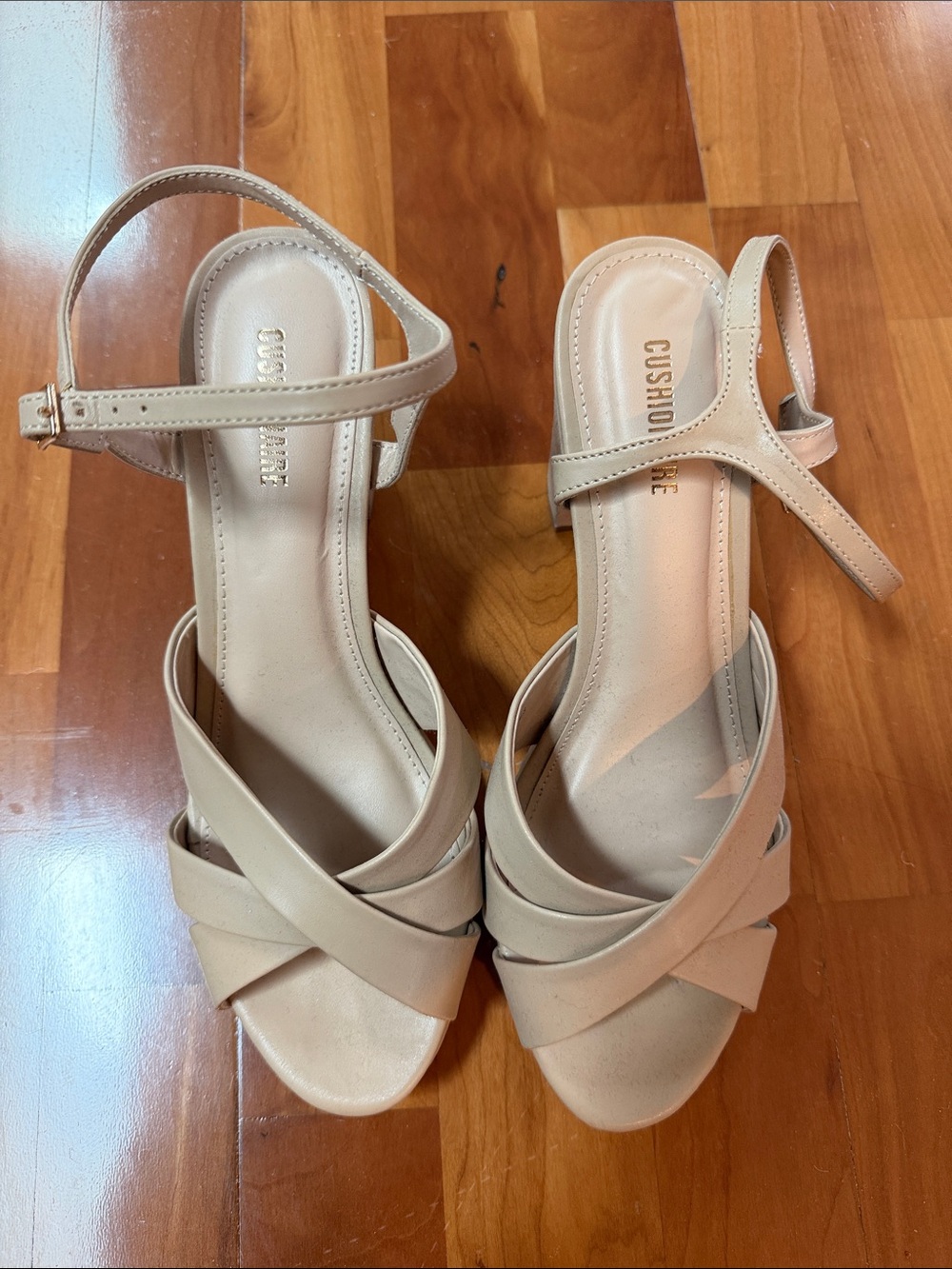 Cushion-Soft Nude Cross-Strap Women's Sandals